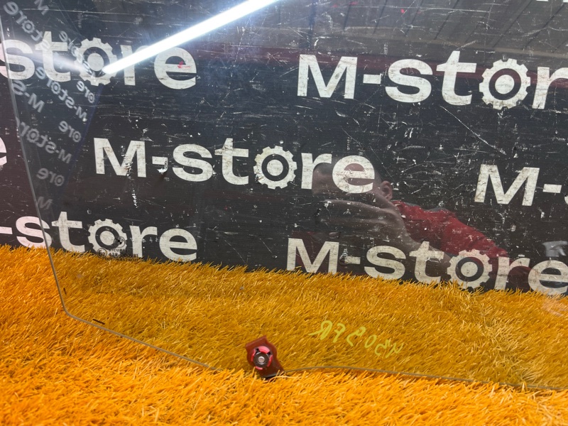 Стекло боковое, 1200 рублей, Красноярск