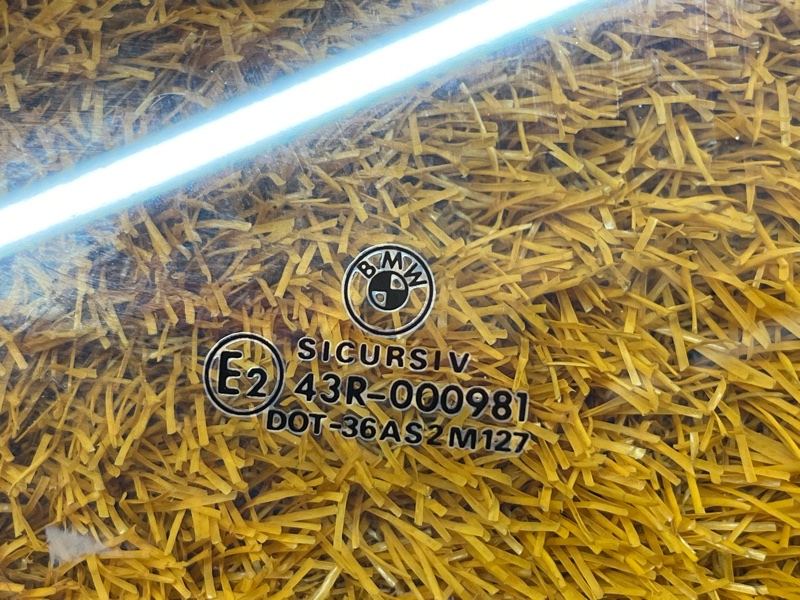 Стекло боковое, 1200 рублей, Красноярск