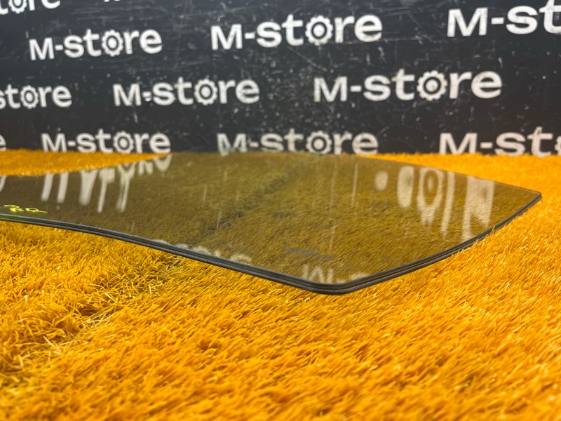 Стекло боковое, 2000 рублей, Красноярск