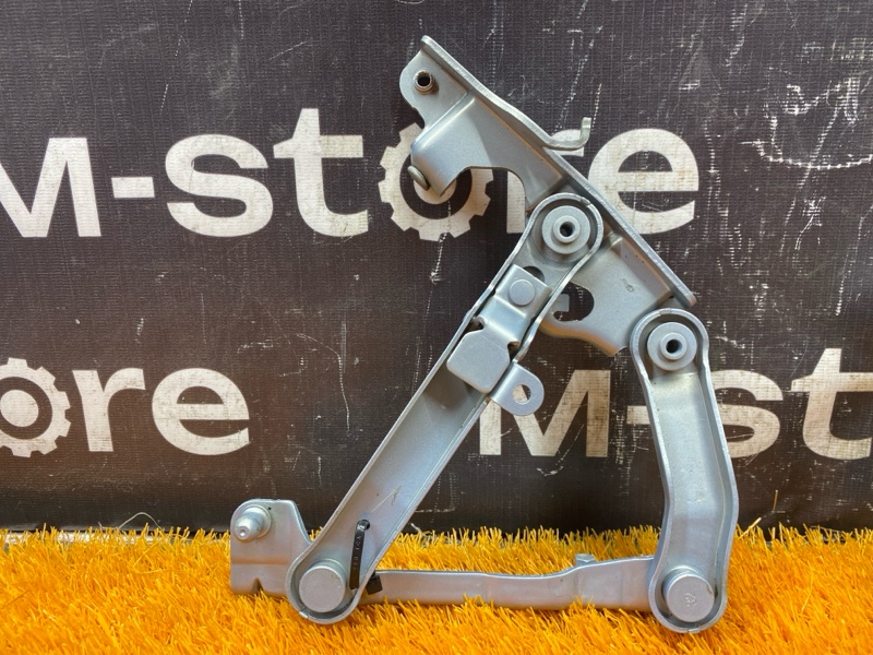 петля капота, 500 рублей, Красноярск