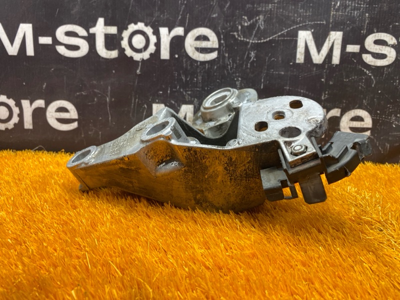 Кронштейн подушки двигателя, 1000 рублей, Красноярск