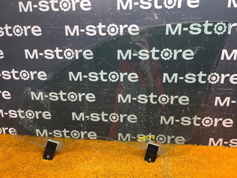 Стекло боковое, 5000 рублей, Красноярск