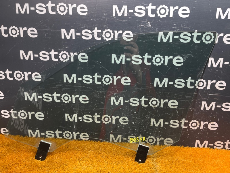 Стекло боковое, 5000 рублей, Красноярск