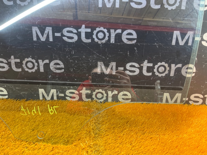 Стекло боковое, 600 рублей, Красноярск