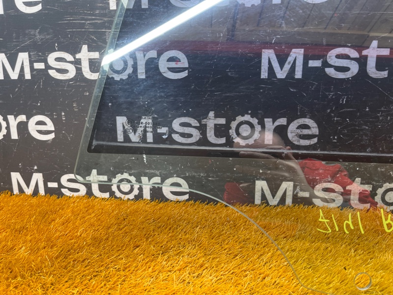 Стекло боковое, 600 рублей, Красноярск