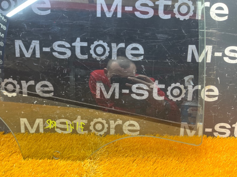 Стекло боковое, 600 рублей, Красноярск