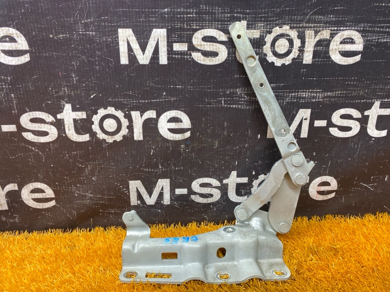 петля капота, 500 рублей, Красноярск