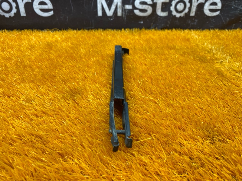 крепление крыла, 2000 рублей, Красноярск