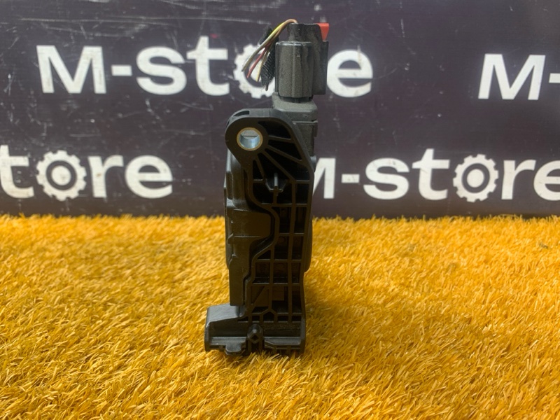 педаль газа, 500 рублей, Красноярск