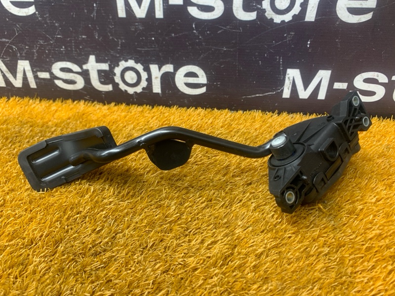 педаль газа, 400 рублей, Красноярск