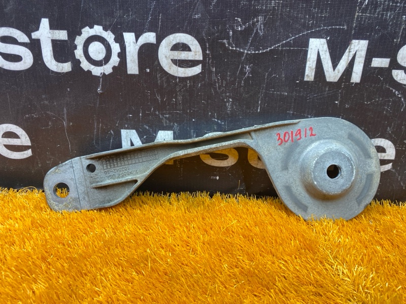 Кронштейн балки, 1000 рублей, Красноярск