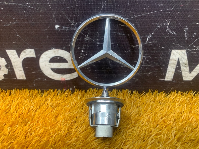 Эмблема на капот, 2000 рублей, Красноярск