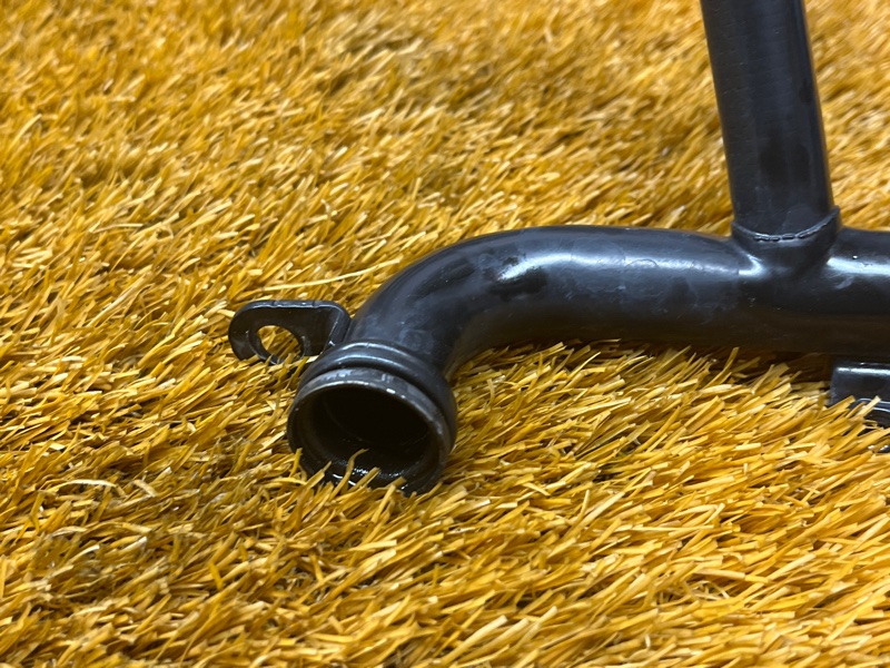 Патрубок системы охлаждения, 1500 рублей, Красноярск