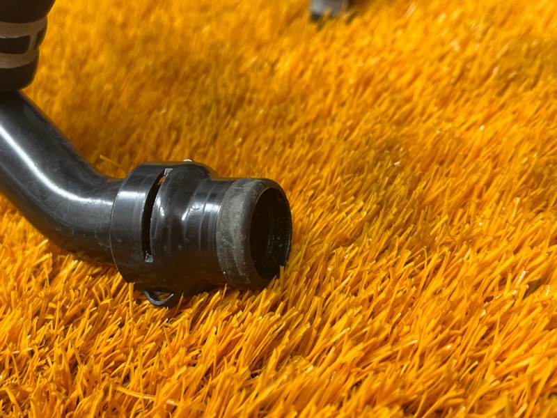 Патрубок системы охлаждения, 1500 рублей, Красноярск