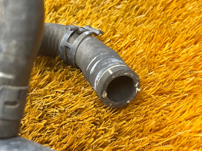 Патрубок системы охлаждения, 1500 рублей, Красноярск