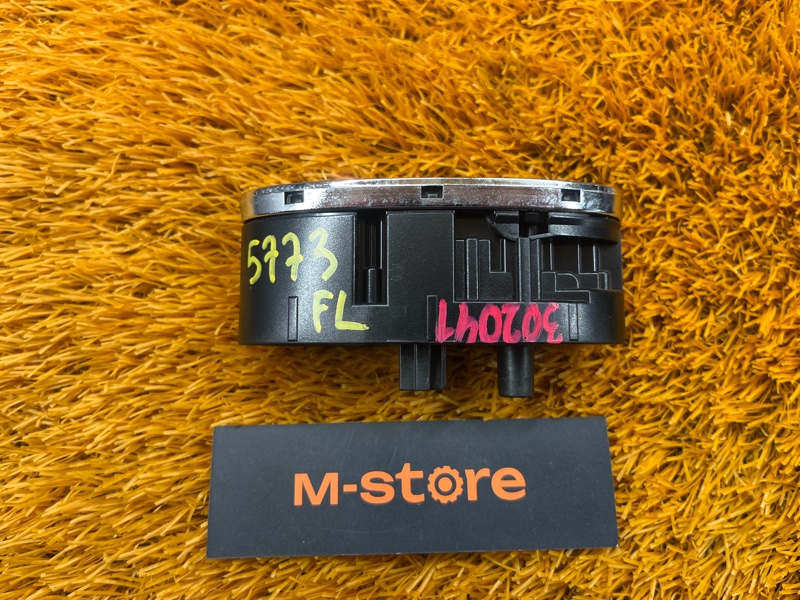 кнопка стеклоподъемника, 300 рублей, Красноярск