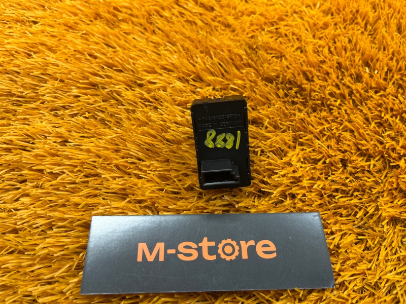 кнопка стеклоподъемника, 500 рублей, Красноярск