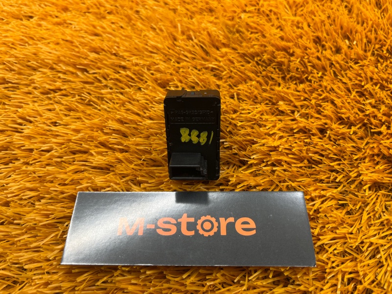 кнопка стеклоподъемника, 500 рублей, Красноярск