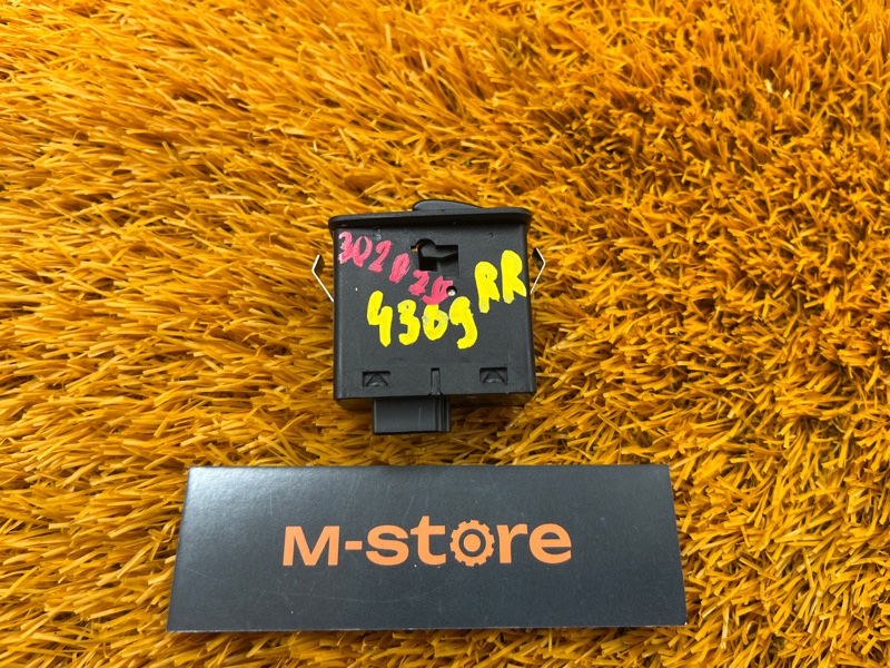 кнопка стеклоподъемника, 300 рублей, Красноярск