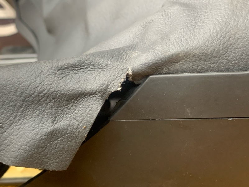 Кожух рулевой колонки, 500 рублей, Красноярск