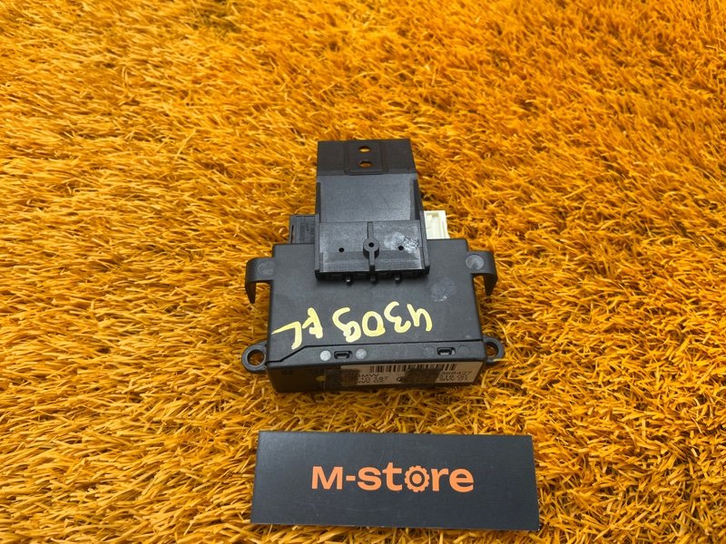 блок управления зеркалами, 1000 рублей, Красноярск