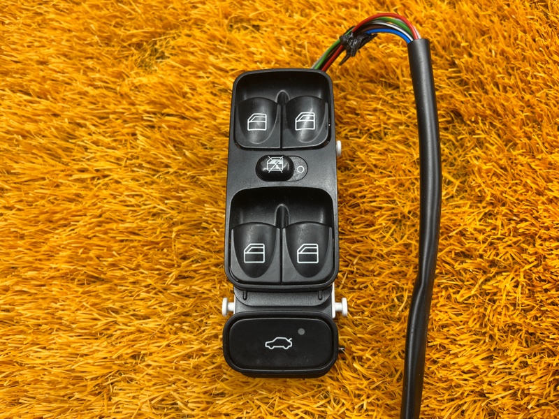 Блок управления стеклоподъемниками, 3000 рублей, Красноярск