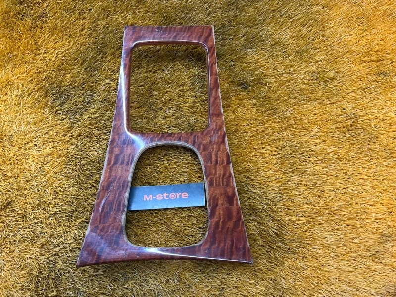 Накладка центральной консоли, 1000 рублей, Красноярск