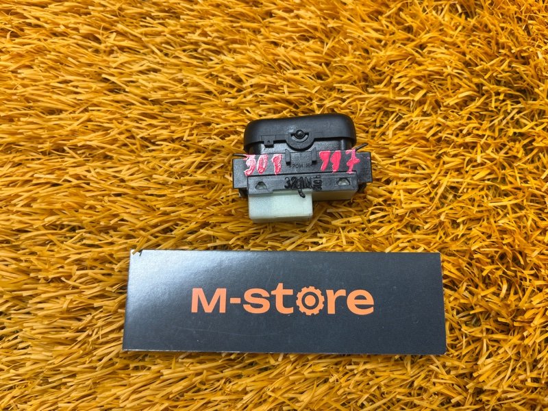 кнопка стеклоподъемника, 300 рублей, Красноярск