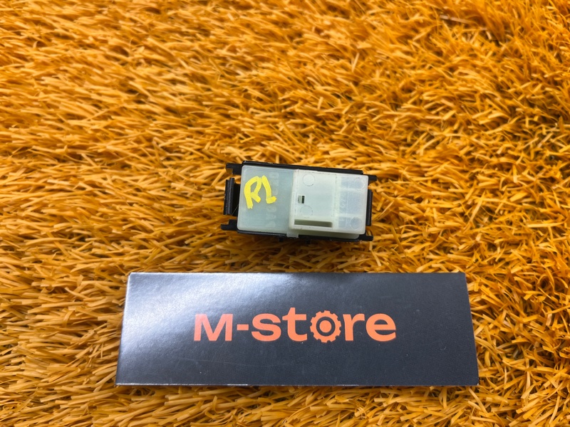 кнопка стеклоподъемника, 300 рублей, Красноярск