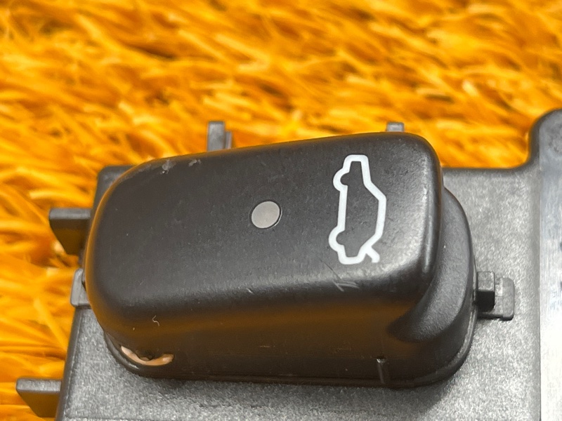 Блок управления стеклоподъемниками, 800 рублей, Красноярск