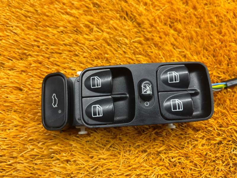 Блок управления стеклоподъемниками, 3500 рублей, Красноярск