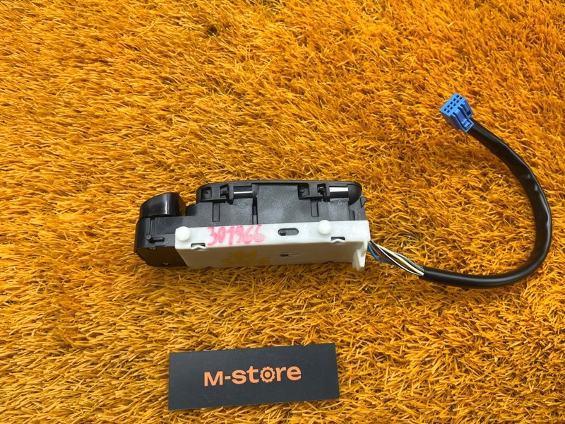 Блок управления стеклоподъемниками, 3500 рублей, Красноярск