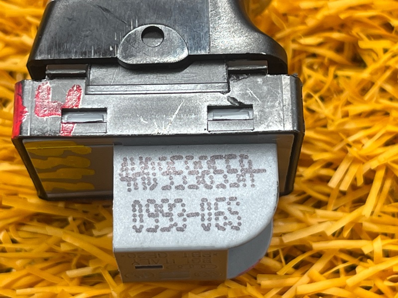 кнопка стеклоподъемника, 550 рублей, Красноярск