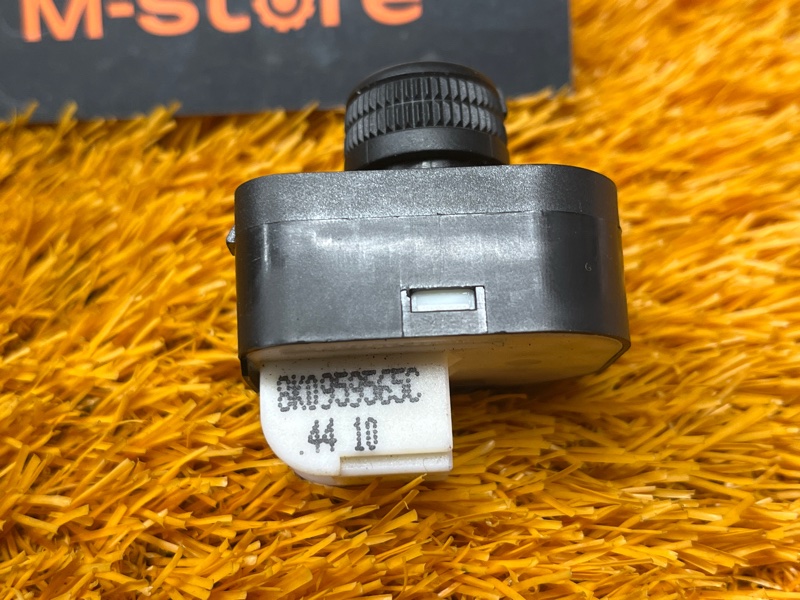 Кнопка регулировки зеркал, 500 рублей, Красноярск