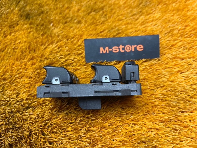 Блок управления стеклоподъемниками, 2000 рублей, Красноярск