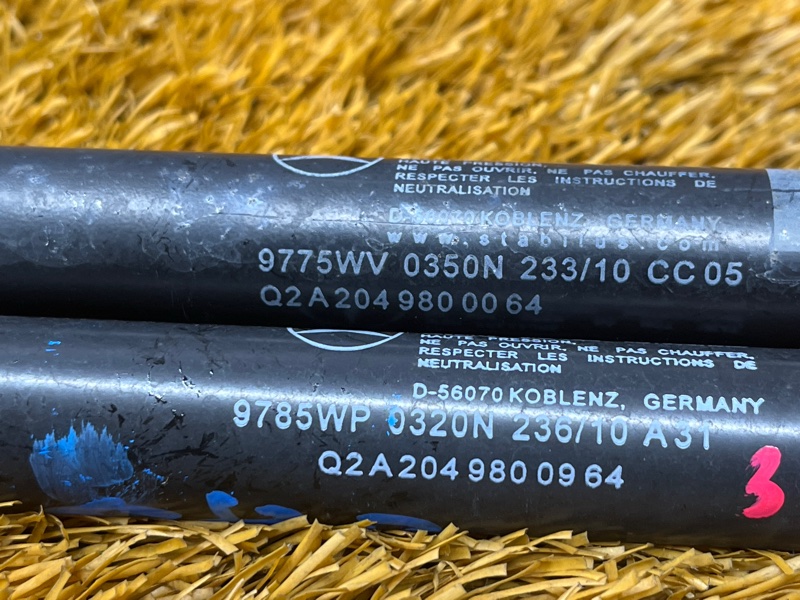 амортизатор капота, 1000 рублей, Красноярск