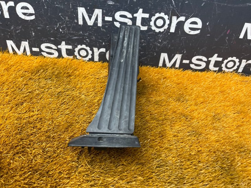 педаль газа, 500 рублей, Красноярск