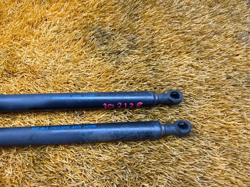 амортизатор багажника, 2000 рублей, Красноярск