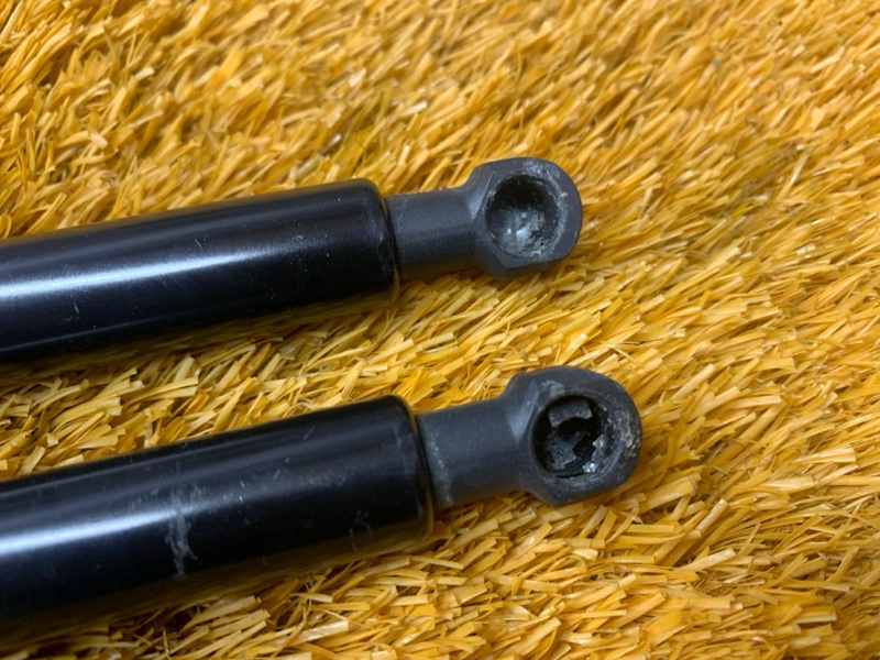 амортизатор капота, 600 рублей, Красноярск