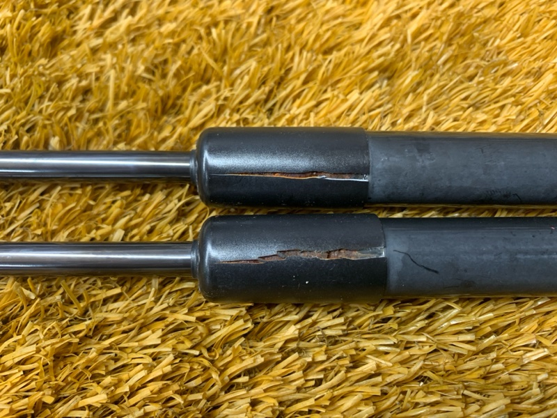 амортизатор багажника, 400 рублей, Красноярск