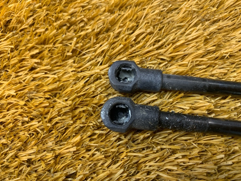 амортизатор капота, 1000 рублей, Красноярск