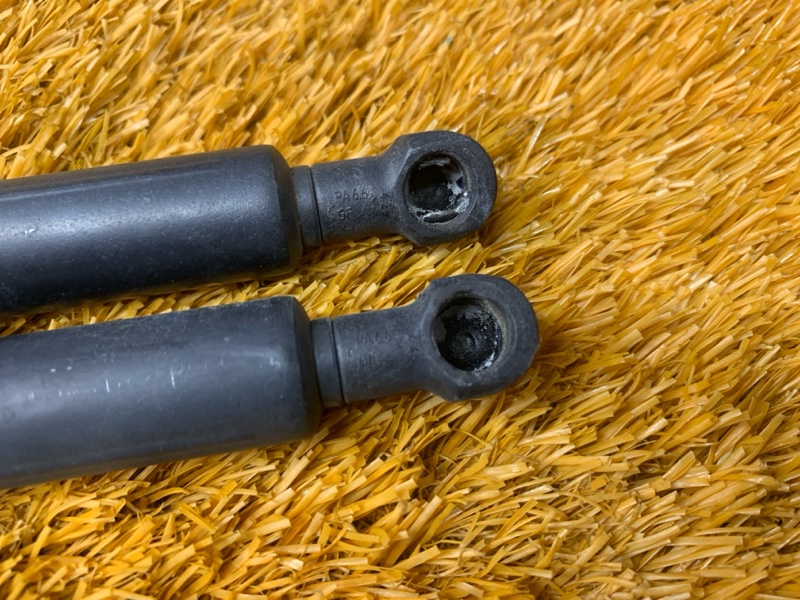 амортизатор капота, 1000 рублей, Красноярск