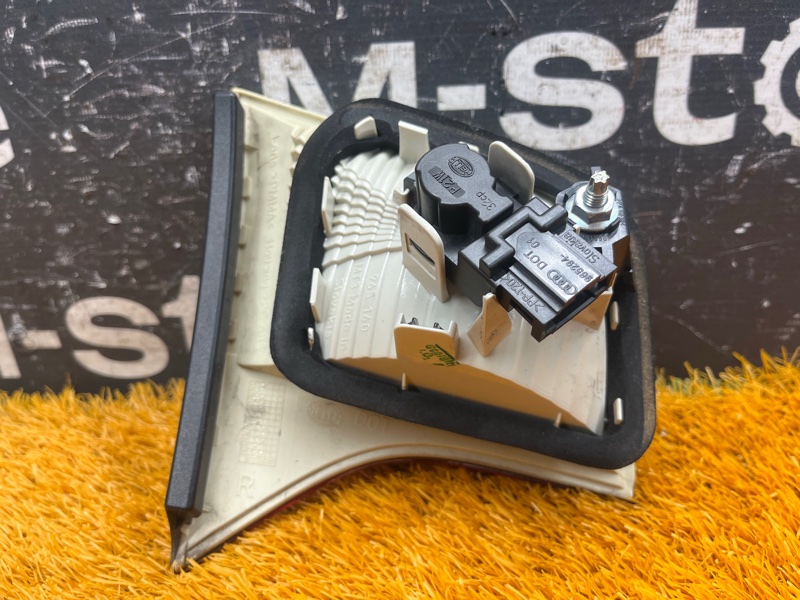 Фонарь крышки багажника, 1000 рублей, Красноярск