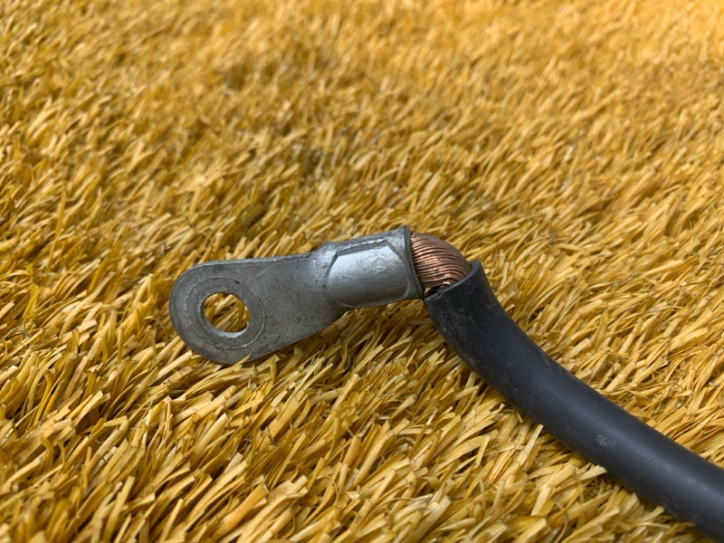 Клемма аккумулятора минус, 500 рублей, Красноярск