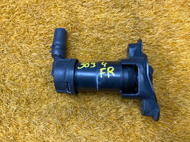 Форсунка омывателя фары, 1000 рублей, Красноярск