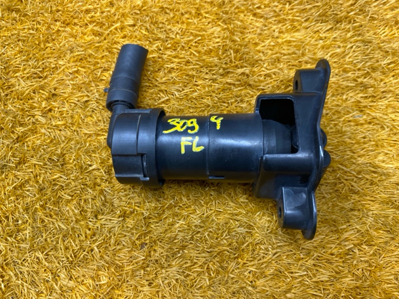 Форсунка омывателя фары, 1000 рублей, Красноярск