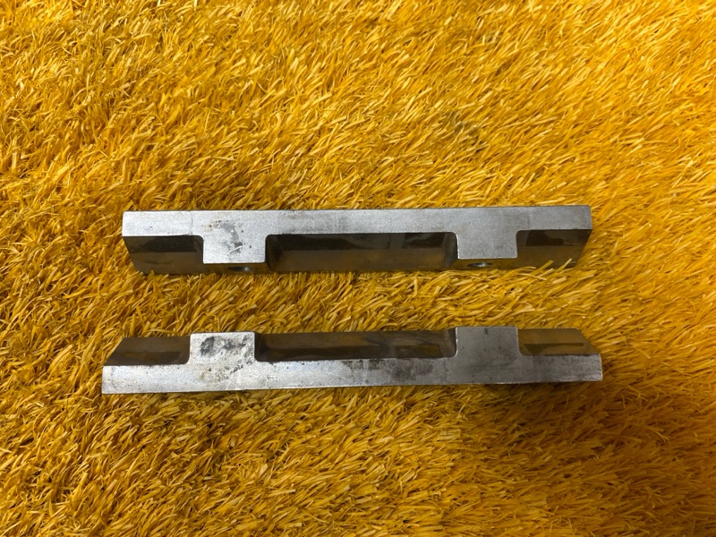 Кронштейн впускного коллектора, 400 рублей, Красноярск