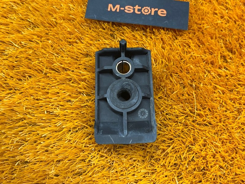 крепление бампера, 500 рублей, Красноярск