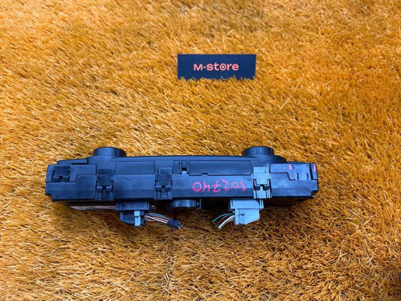 блок управления климат-контролем, 1000 рублей, Красноярск