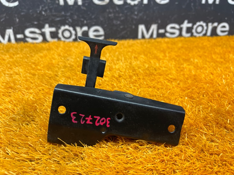 замок капота, 500 рублей, Красноярск